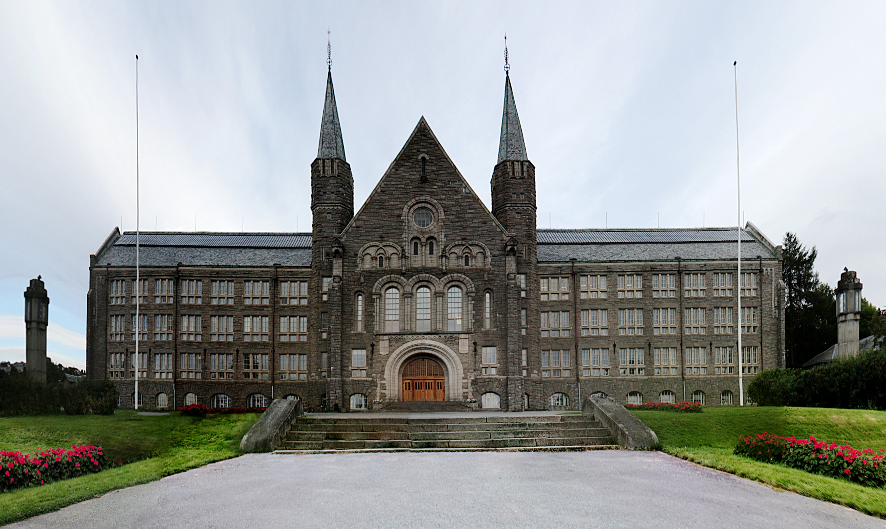 NTNU Norwegian University